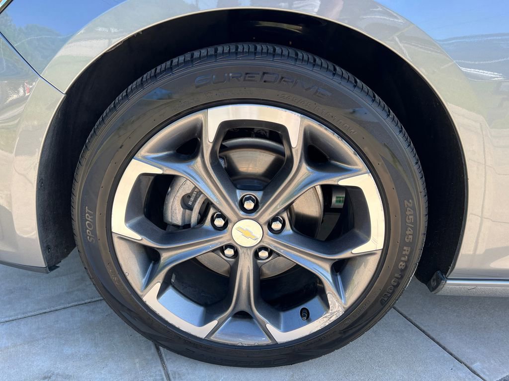 Used 2023 Chevrolet Malibu LT FWD image 25