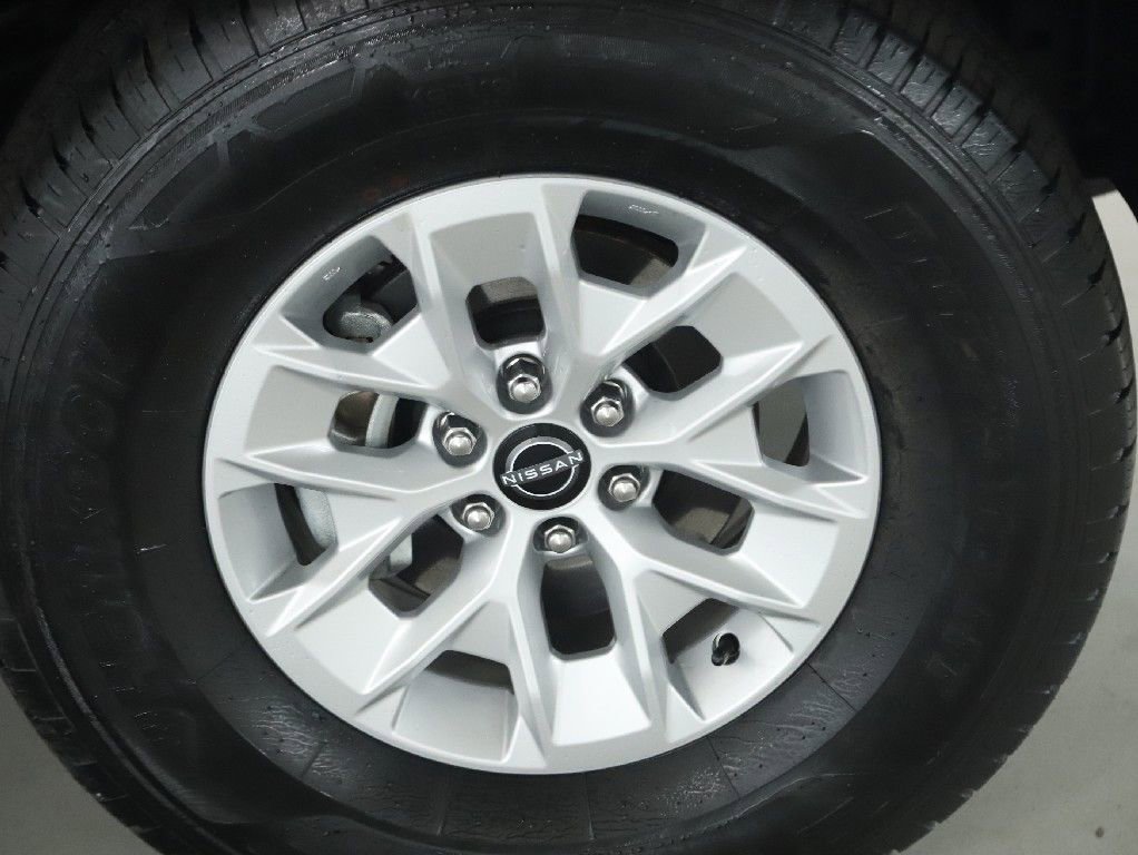 Certified 2025 Nissan Frontier S image 10