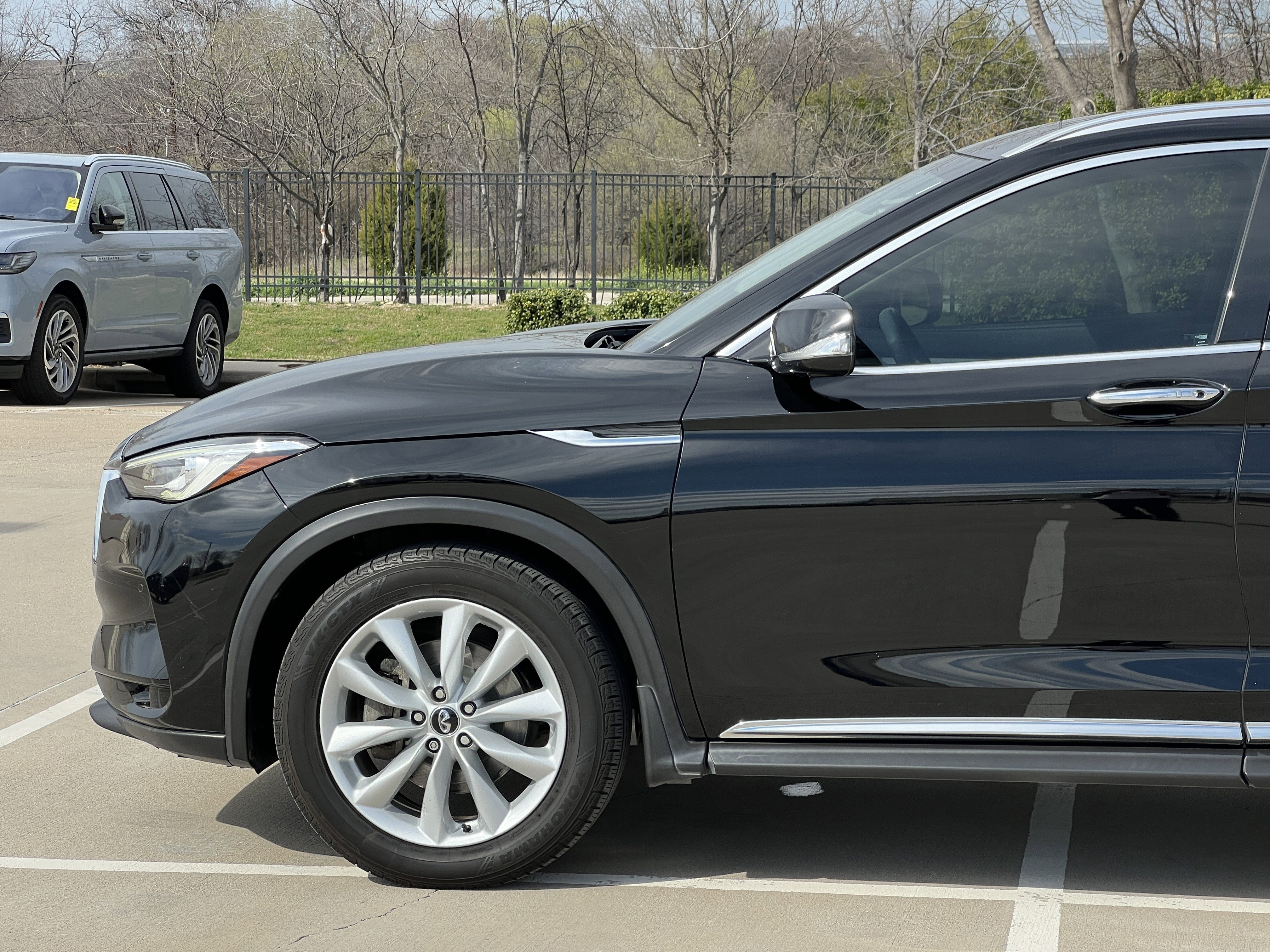 Used 2019 INFINITI QX50 Essential w/ Premium Heat Package image 5