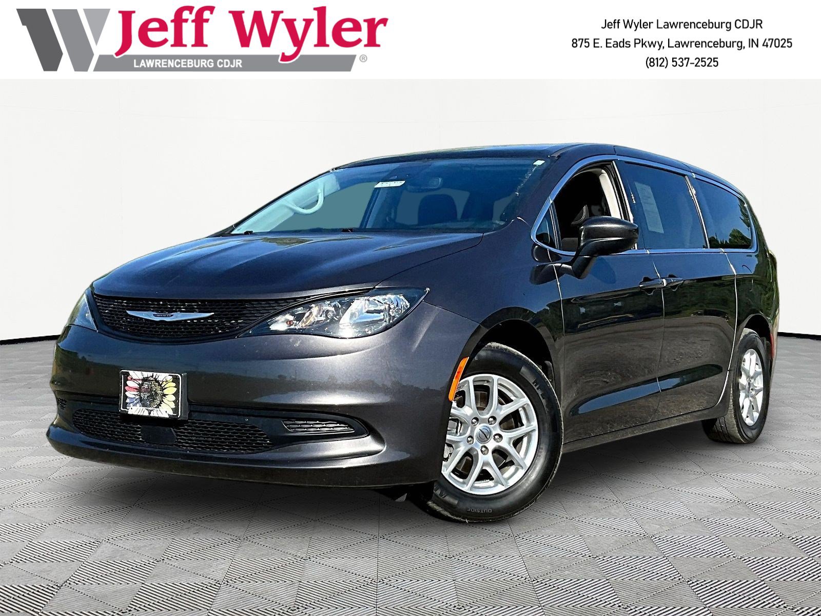 Used 2023 Chrysler Voyager LX