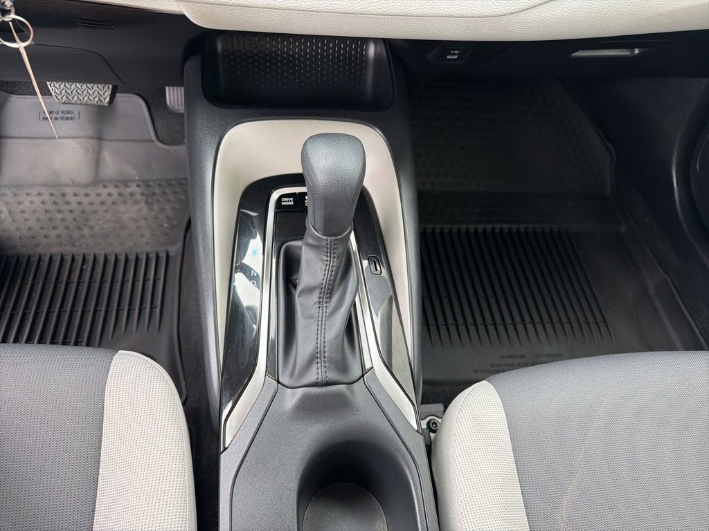 Used 2024 Toyota Corolla LE image 18