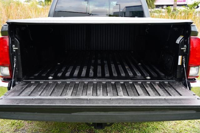 Used 2019 Toyota Tacoma SR5 RWD image 23