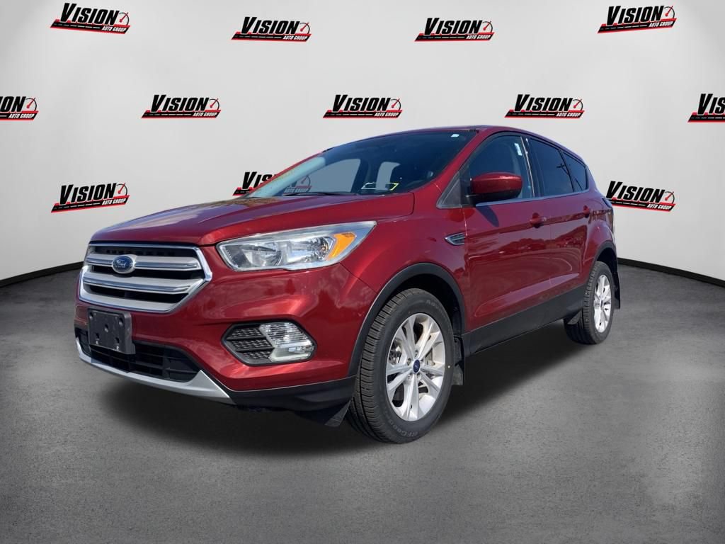 Used 2017 Ford Escape SE w/ SE Cold Weather Package AWD/4WD image 1