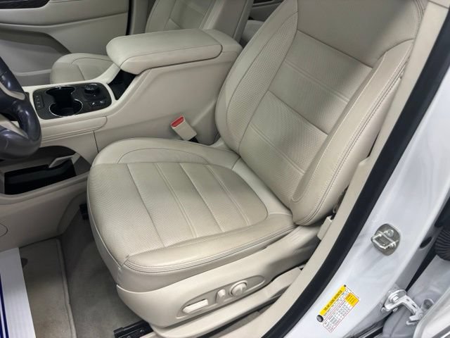 Used 2020 GMC Acadia Denali FWD image 23