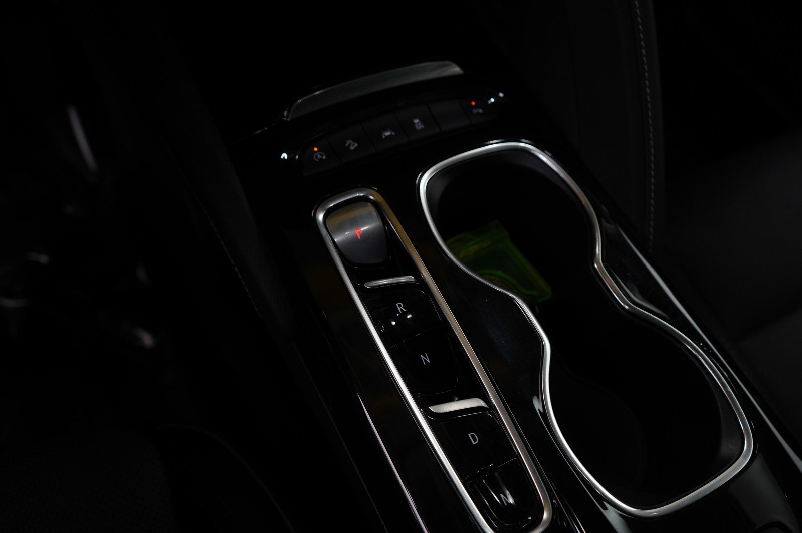 Used 2021 Buick Envision Essence image 21