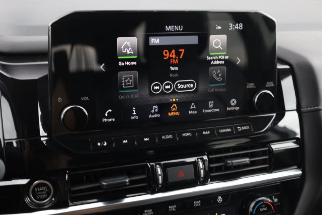 Used 2024 Nissan Pathfinder SL AWD/4WD image 19