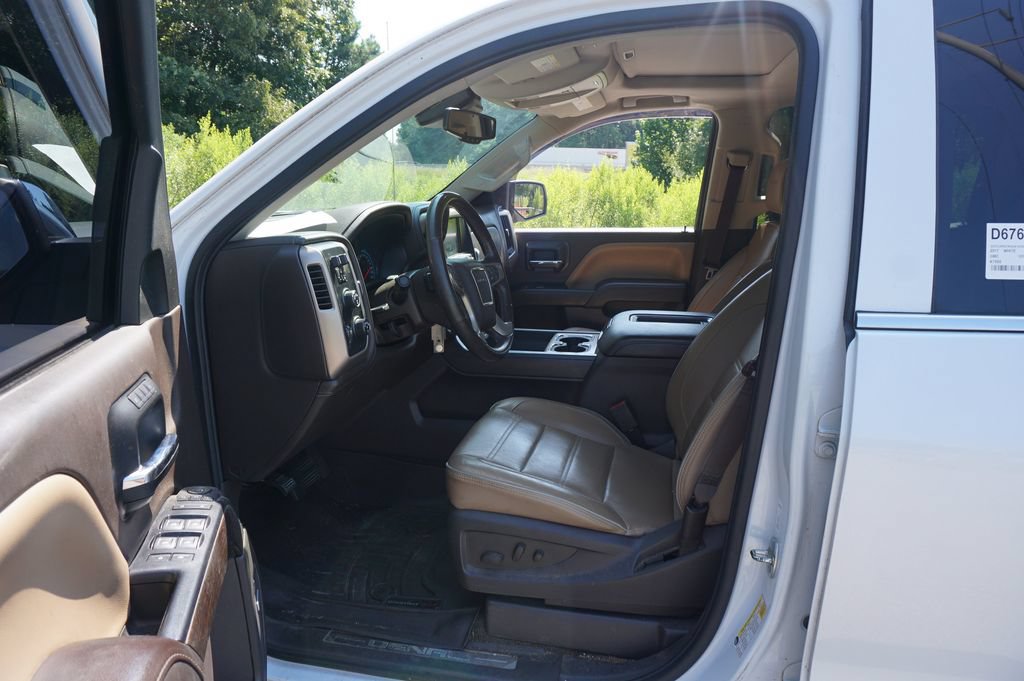 Used 2017 GMC Sierra 1500 Denali AWD/4WD image 2