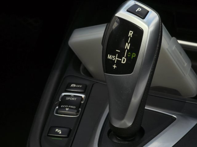 Used 2013 BMW 328i xDrive Sedan AWD/4WD image 45