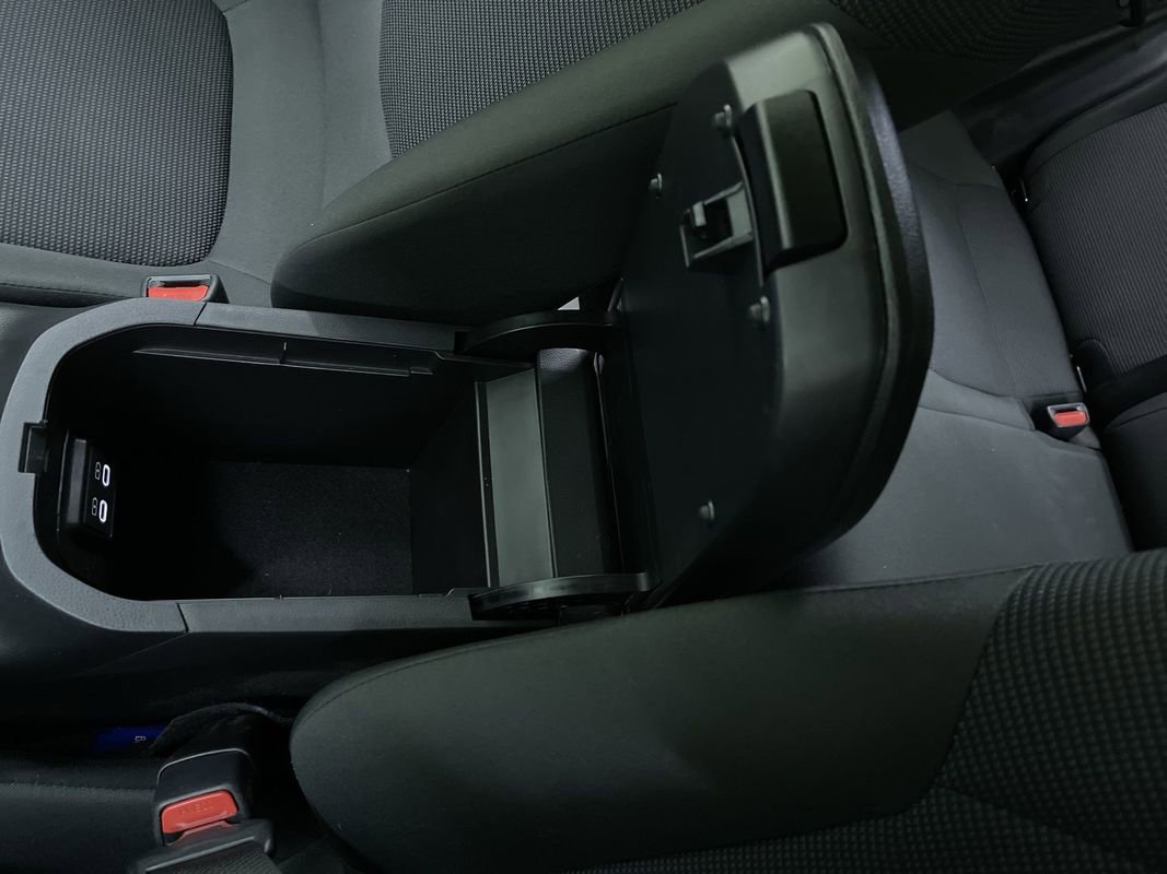 Used 2024 Toyota RAV4 LE image 25