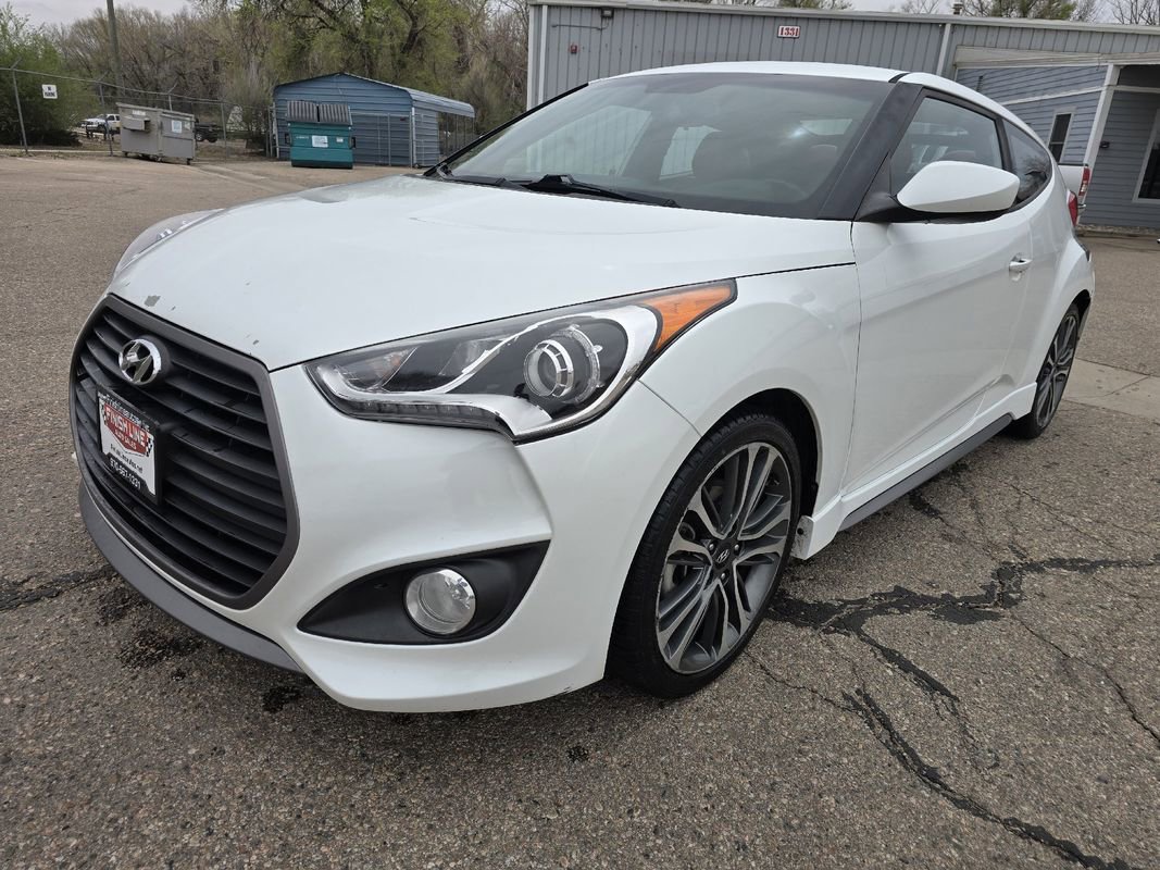 Used 2016 Hyundai Veloster Turbo R-Spec image 11
