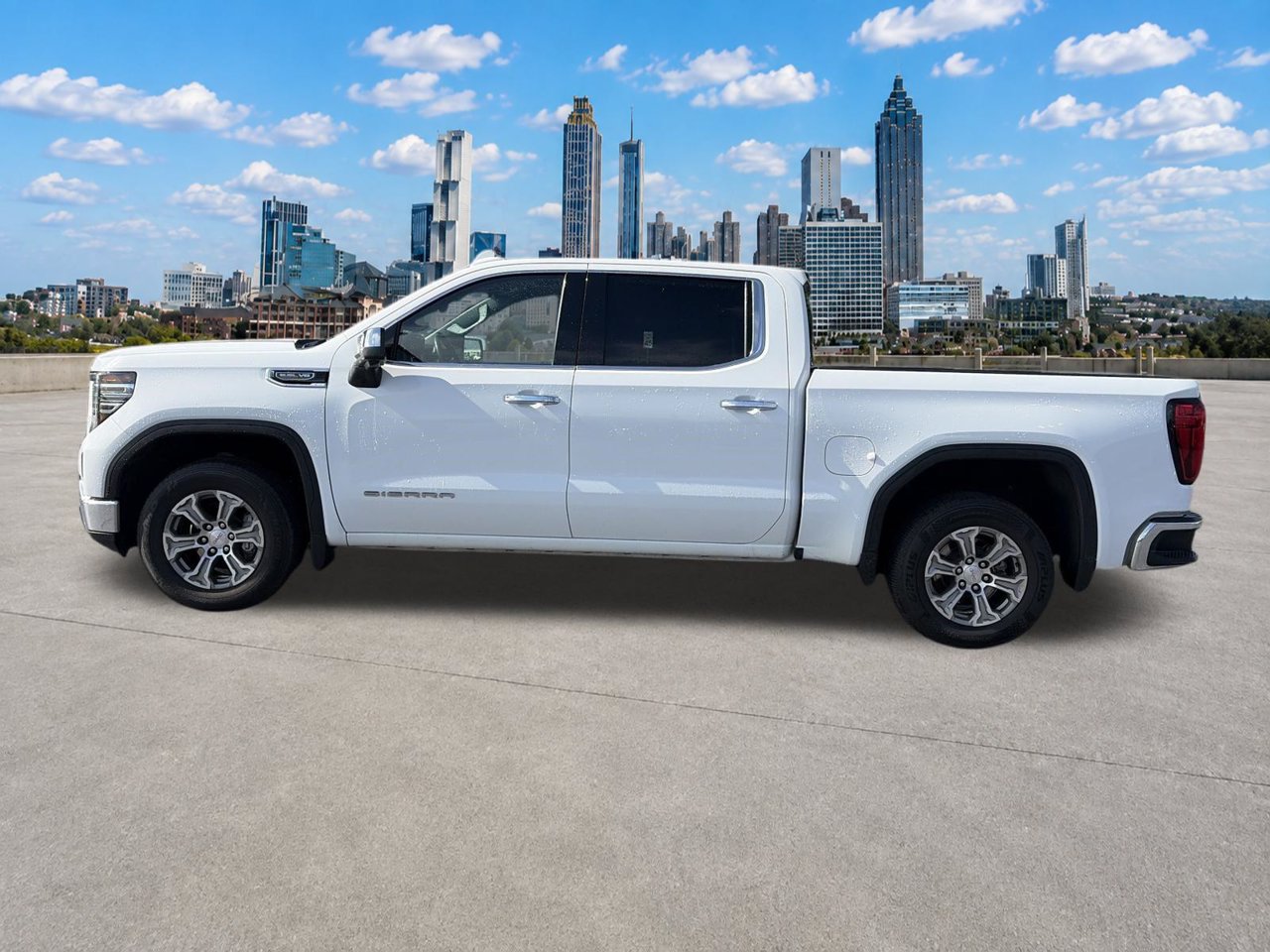 Used 2025 GMC Sierra 1500 SLT RWD image 18