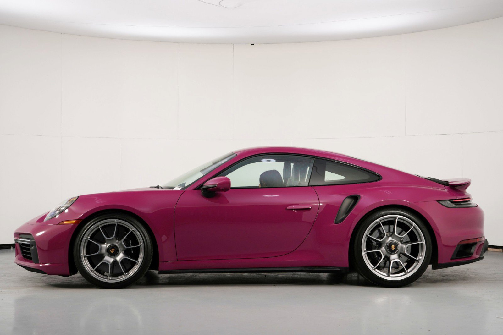 Used 2024 Porsche 911 Turbo S image 9