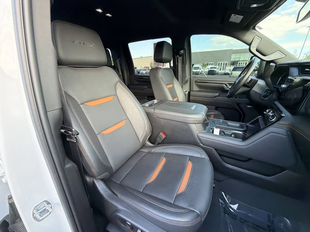 Used 2024 GMC Sierra 2500 AT4 w/ AT4 Preferred Package AWD/4WD image 23