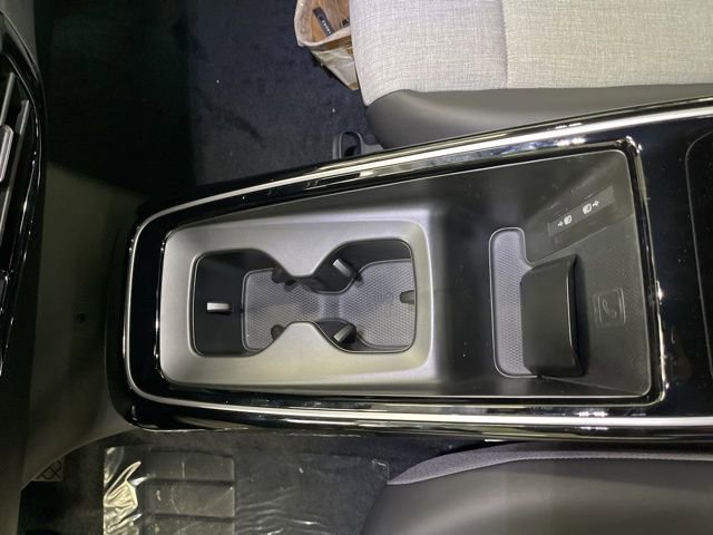 New 2025 Volkswagen ID.4 Pro image 22