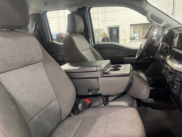 New 2025 Ford F250 XLT w/ FX4 Off-Road Package image 25