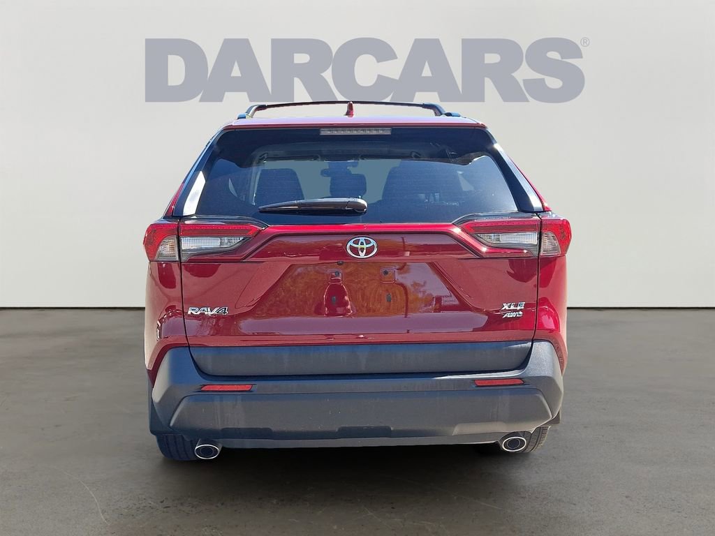 Used 2023 Toyota RAV4 XLE Premium AWD/4WD image 5