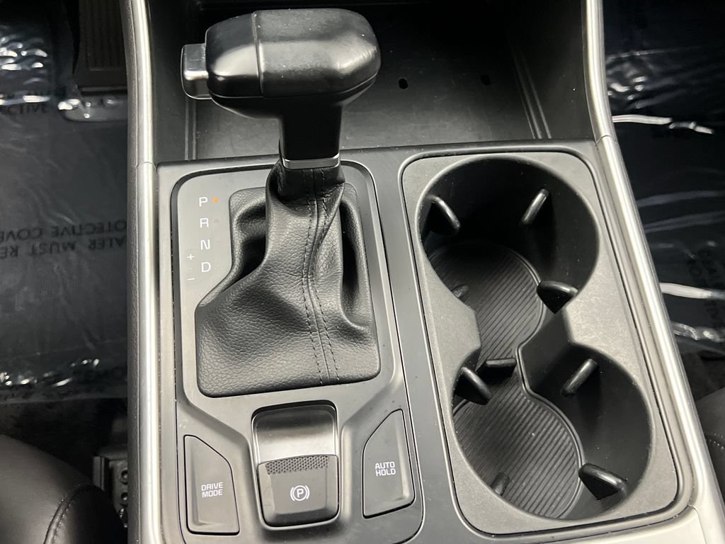 Used 2025 Kia Carnival FWD image 63