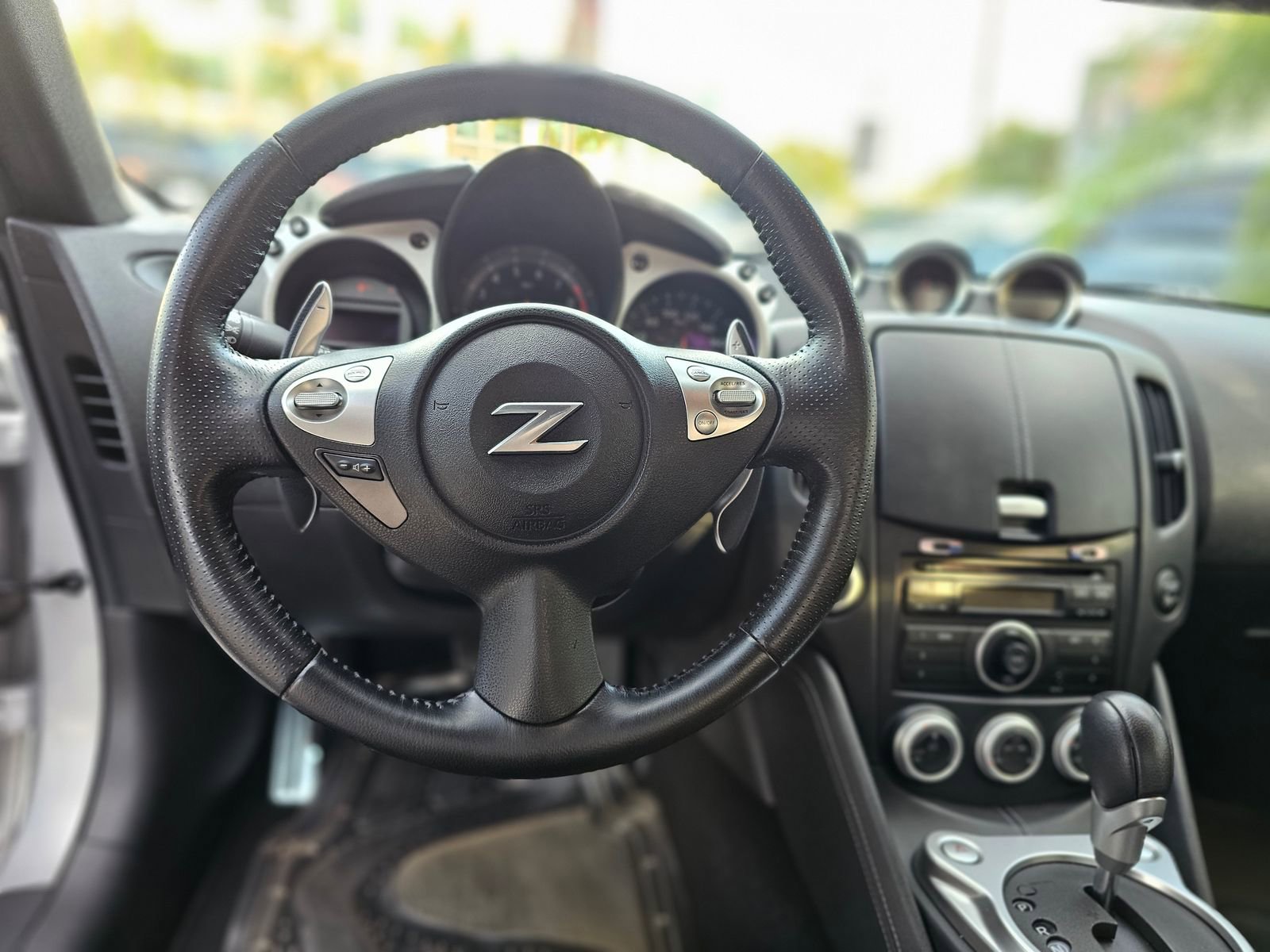 Used 2013 Nissan 370Z Touring w/ Sport Pkg image 25