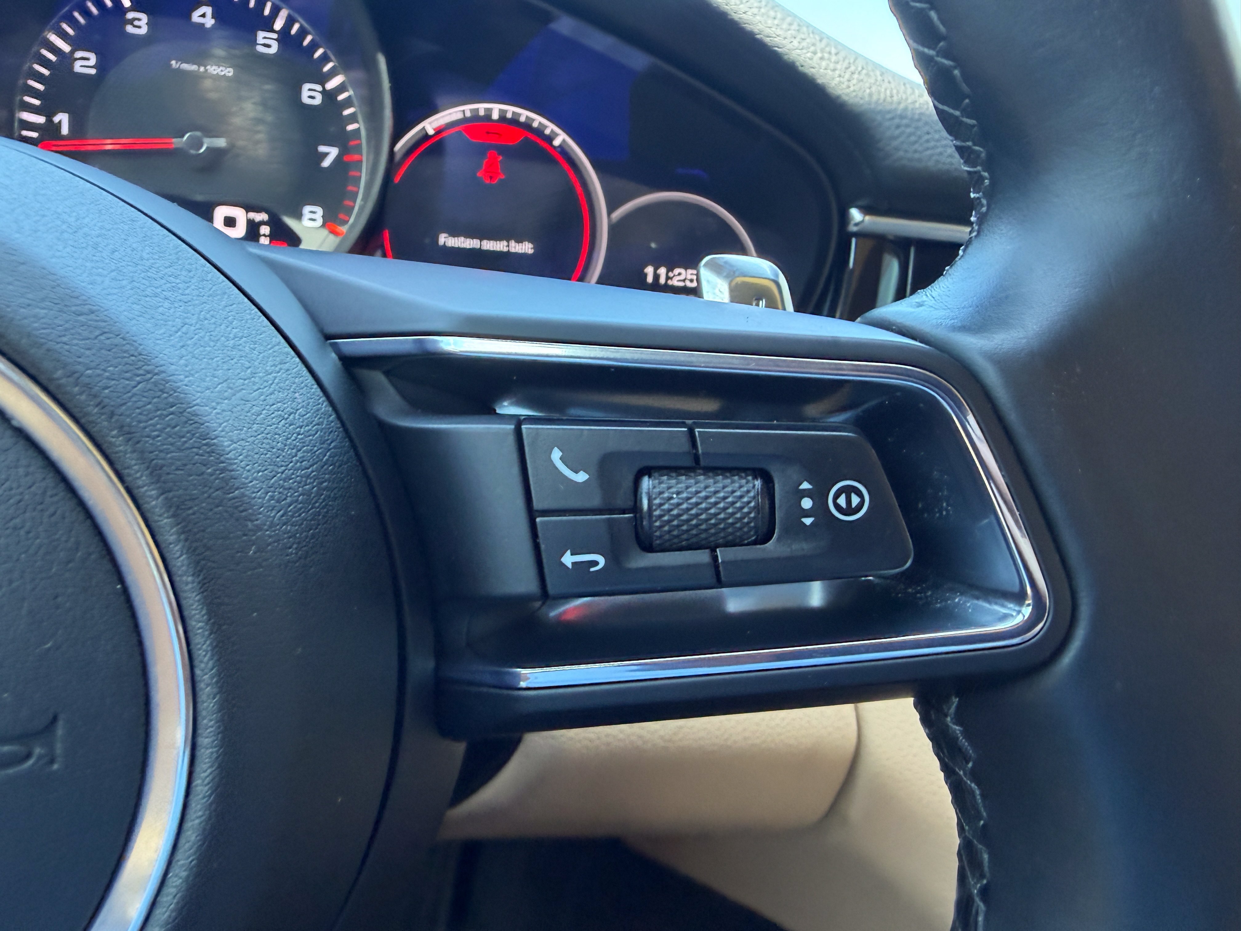 Certified 2021 Porsche Panamera 4S AWD/4WD image 31