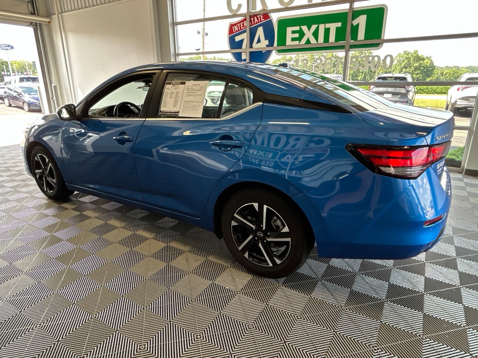 Used 2024 Nissan Sentra SV FWD image 4