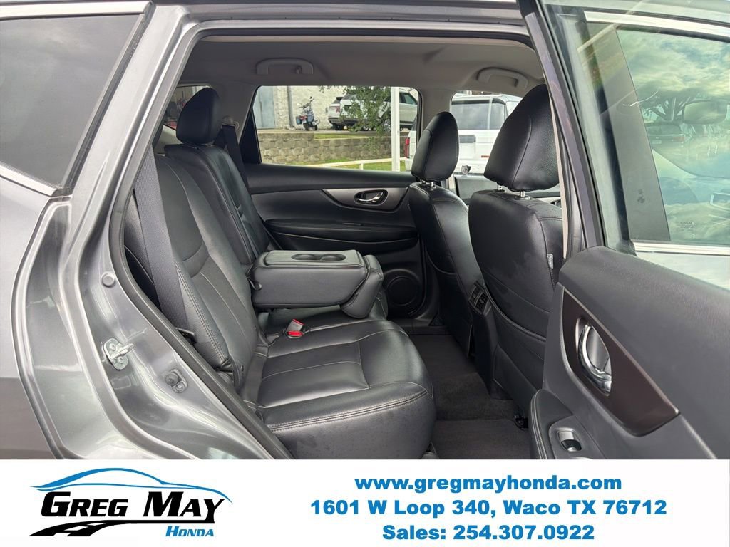 Used 2015 Nissan Rogue SV w/ SV Premium Package image 25