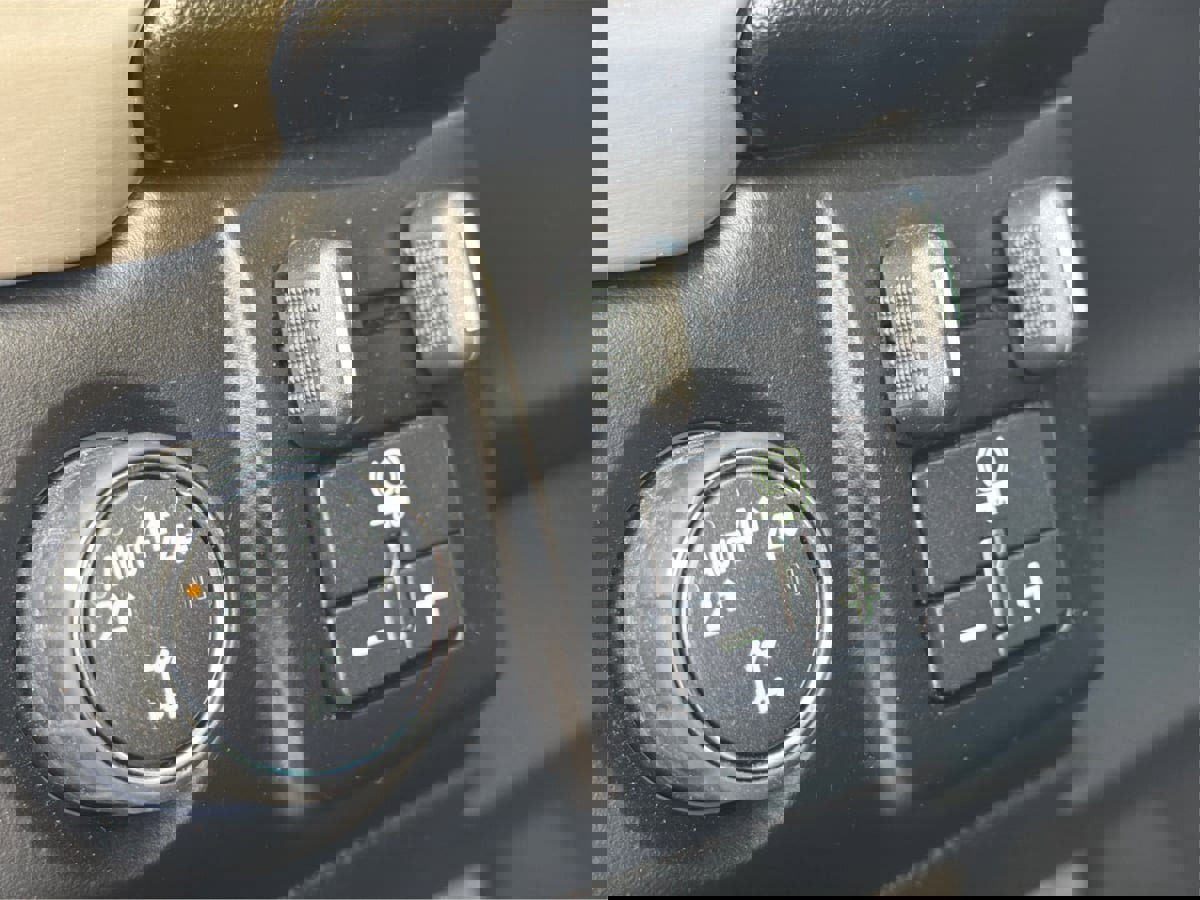 Used 2019 GMC Yukon Denali image 33