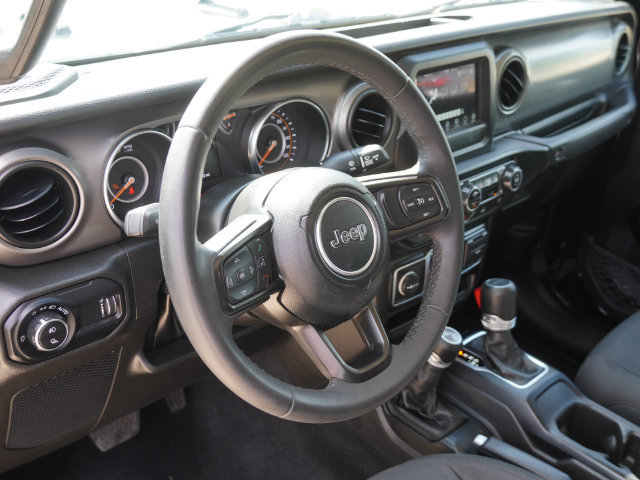 Used 2023 Jeep Gladiator Sport AWD/4WD image 15