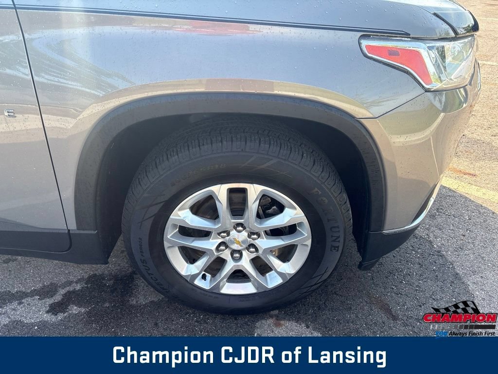 Used 2018 Chevrolet Traverse LT AWD/4WD image 34