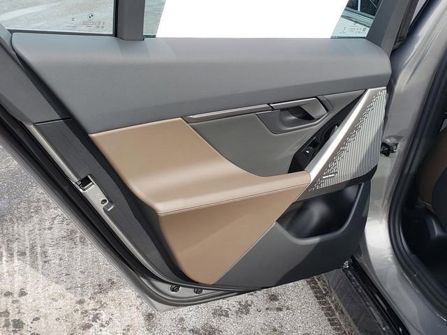 New 2026 BMW 540i xDrive w/ M Sport Package image 11