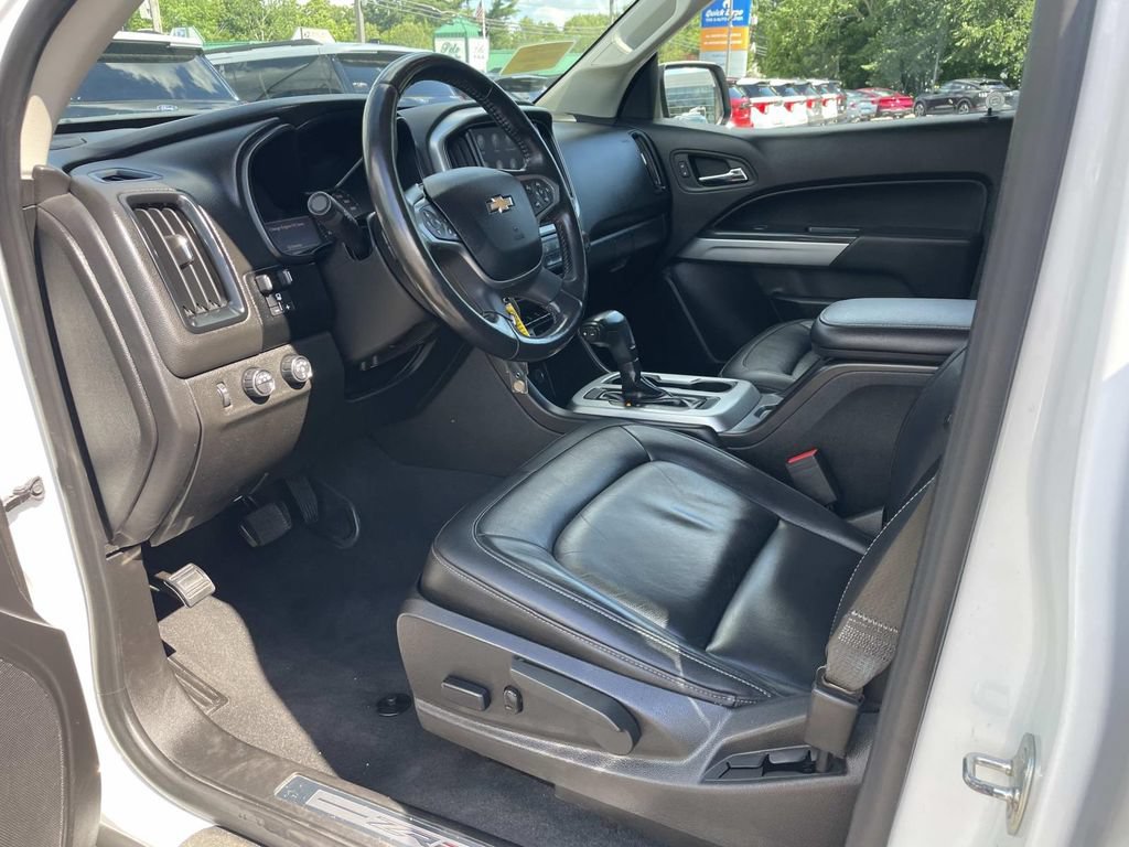 Used 2019 Chevrolet Colorado ZR2 w/ ZR2 Dusk Special Edition AWD/4WD image 18