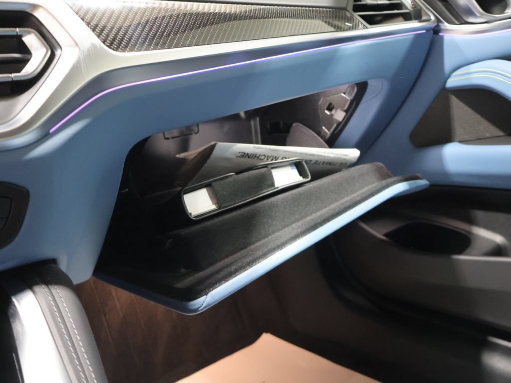 Used 2022 BMW M4 Competition w/ M Carbon Exterior Package RWD image 26