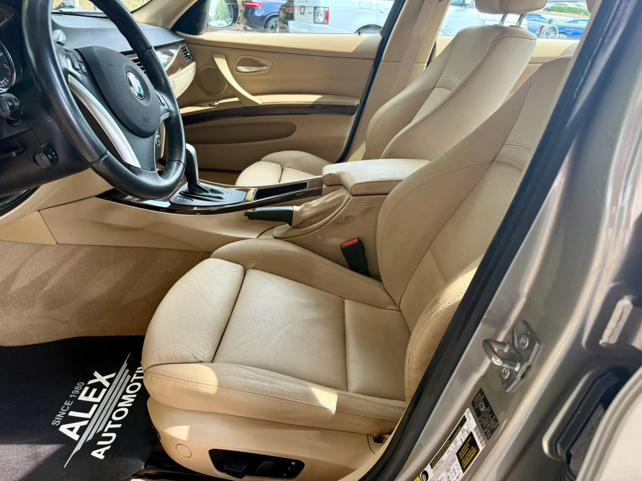 Used 2009 BMW 328i Sedan RWD image 23