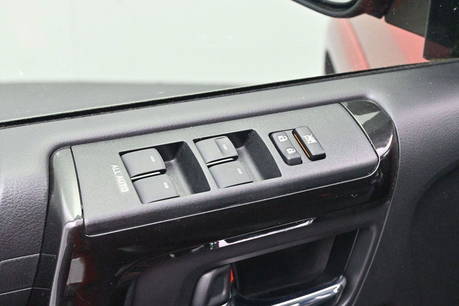 Used 2023 Toyota 4Runner 40th Anniversary SE AWD/4WD image 10