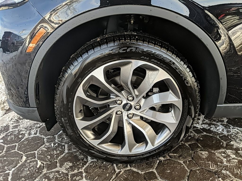 Used 2025 Lincoln Aviator Reserve w/ Illumination Package image 10