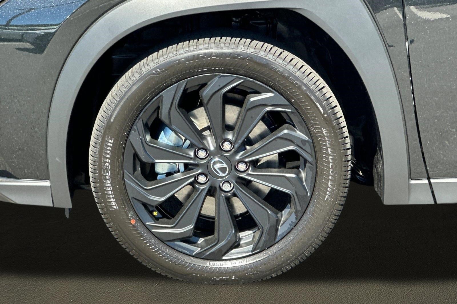 New 2026 Lexus UX 300h FWD image 12