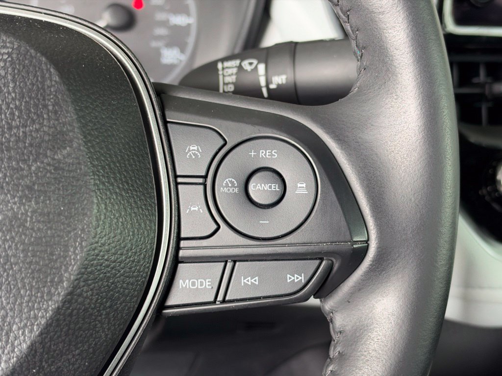 Certified 2024 Toyota Corolla SE FWD image 27