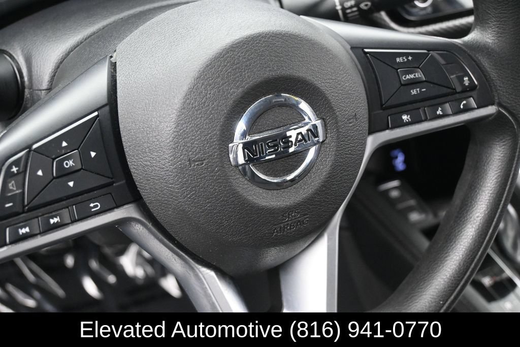 Used 2021 Nissan Kicks SV w/ Interior Electronics Package FWD image 12