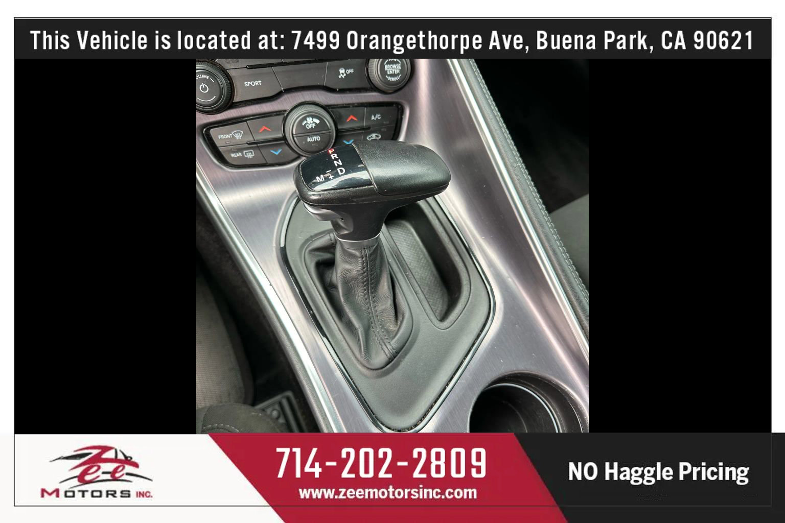 Used 2018 Dodge Challenger SXT image 31