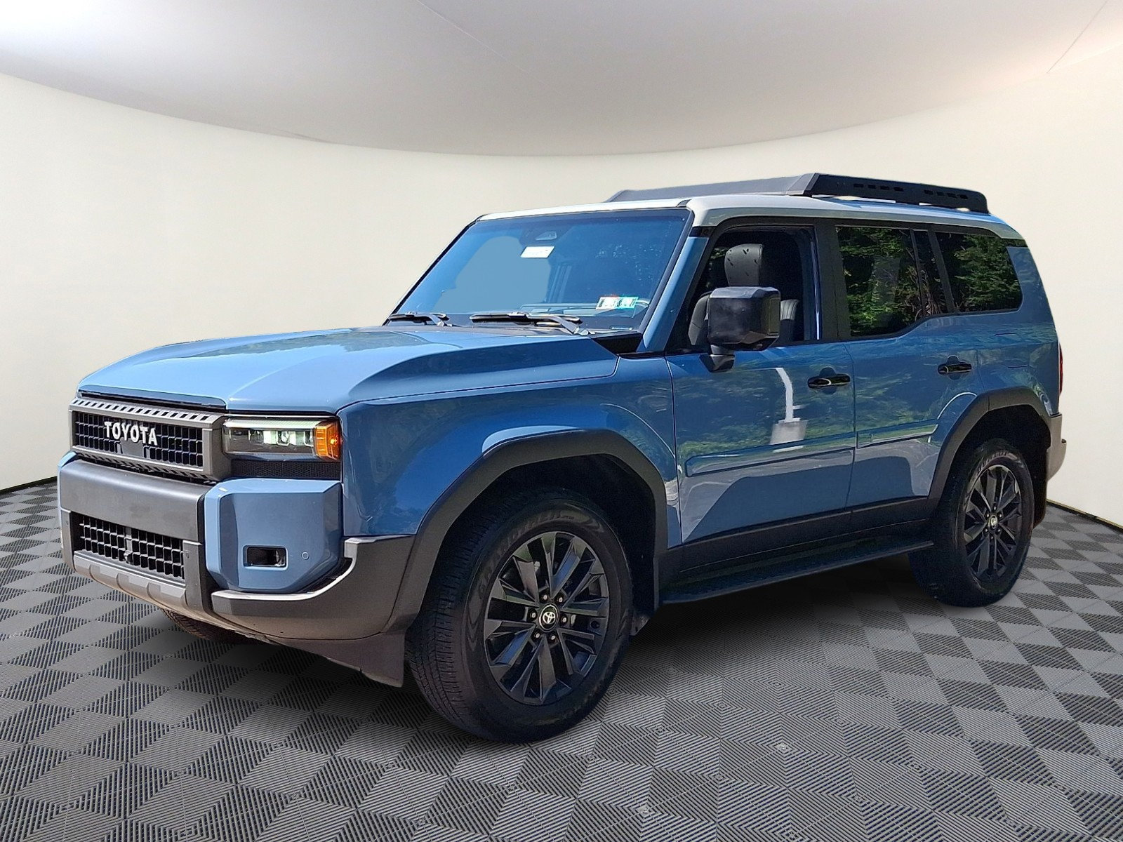 Used 2025 Toyota Land Cruiser w/ Premium Package AWD/4WD image 3