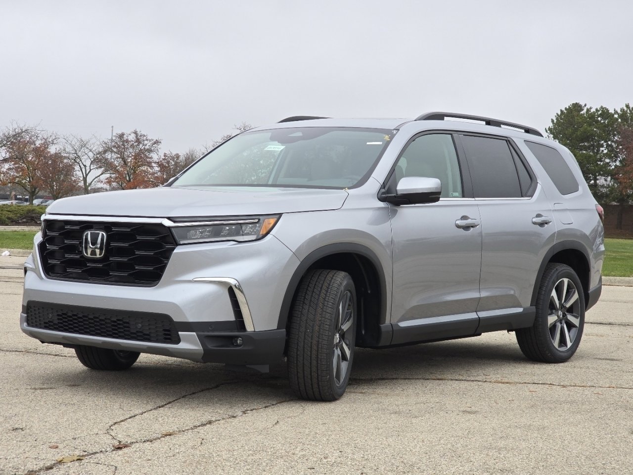 New 2025 Honda Pilot Touring image 15