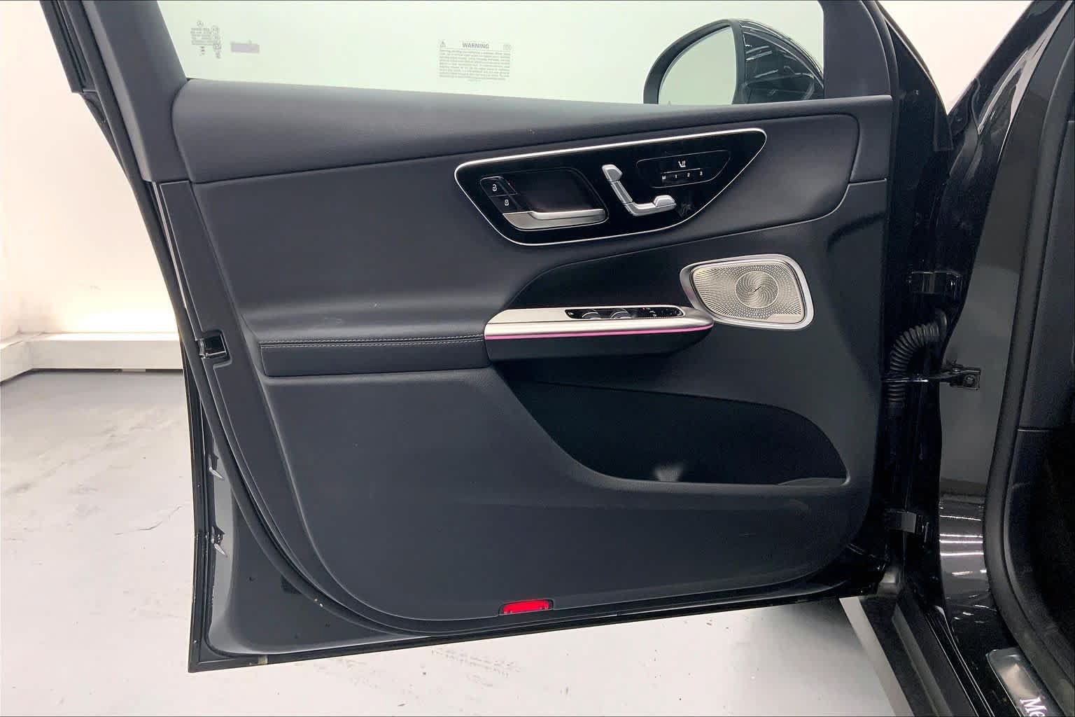 Used 2026 Mercedes-Benz GLC 300 image 19