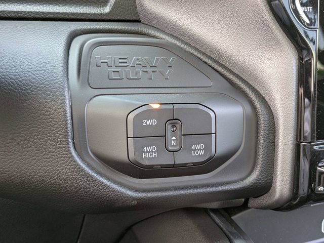 New 2026 RAM 3500 Laramie AWD/4WD image 24