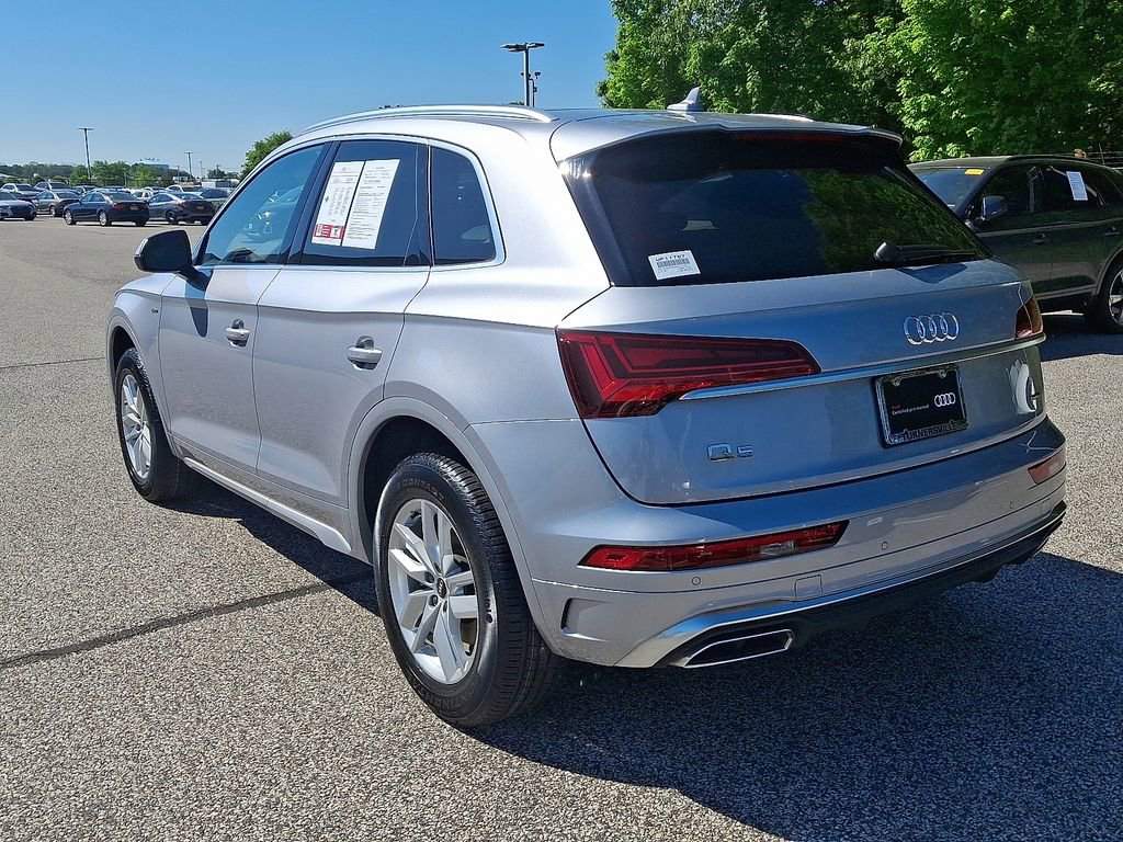Certified 2023 Audi Q5 2.0T Premium w/ Convenience Package AWD/4WD image 4