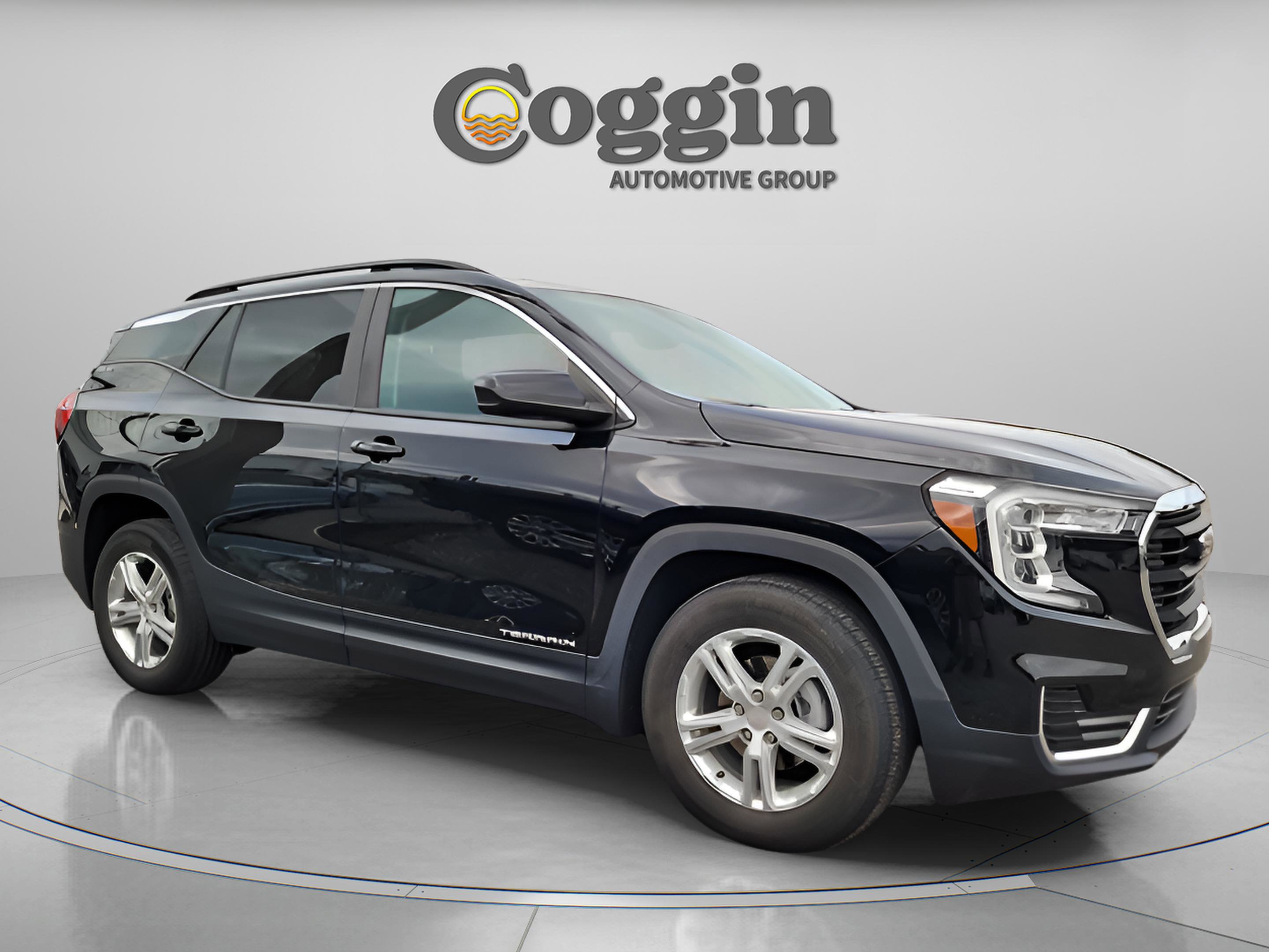 Used 2022 GMC Terrain SLE w/ Driver Convenience Package image 17