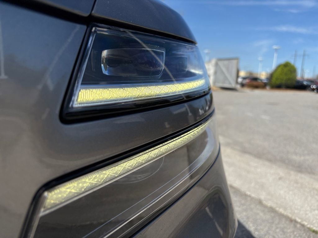 Used 2023 Genesis G80 2.5T image 25