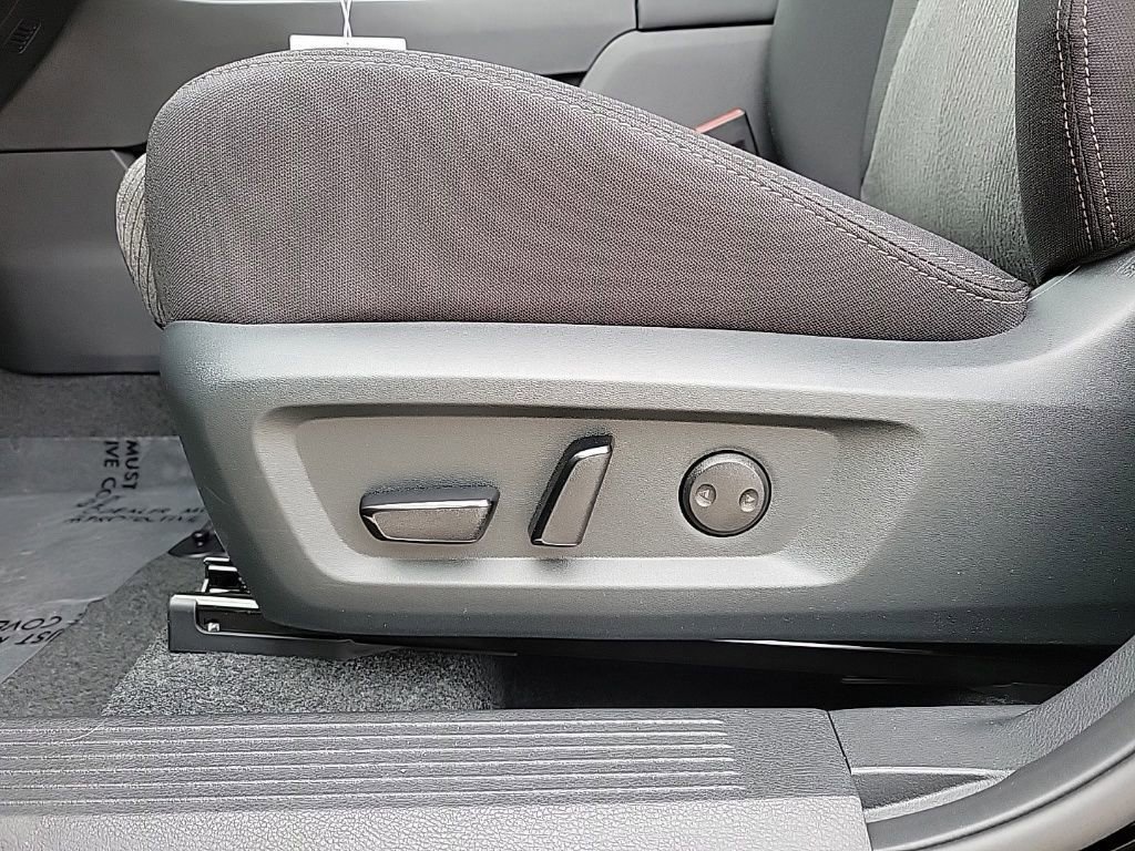 New 2026 Nissan Rogue SV image 12