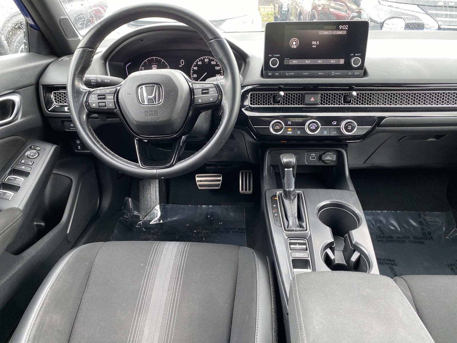 Used 2023 Honda Civic Sport image 10