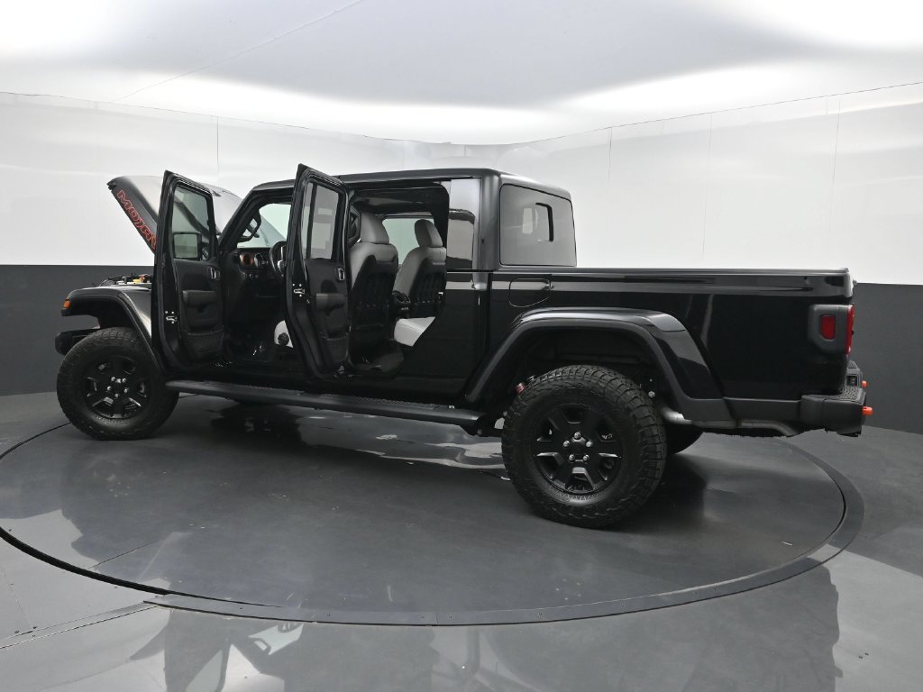 Used 2023 Jeep Gladiator Mojave w/ Trailer Tow Package AWD/4WD image 37