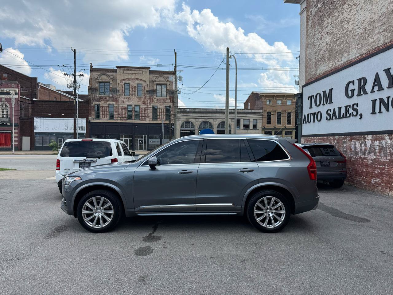 Used 2017 Volvo XC90 T6 Inscription w/ Vision Package AWD/4WD image 5
