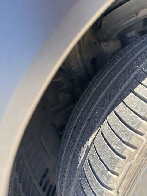 Used 2024 Toyota Highlander LE image 21